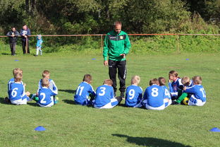 爱游戏体育-切尔西中场控球能力主导比赛节奏,切尔西的中场核心 第3张